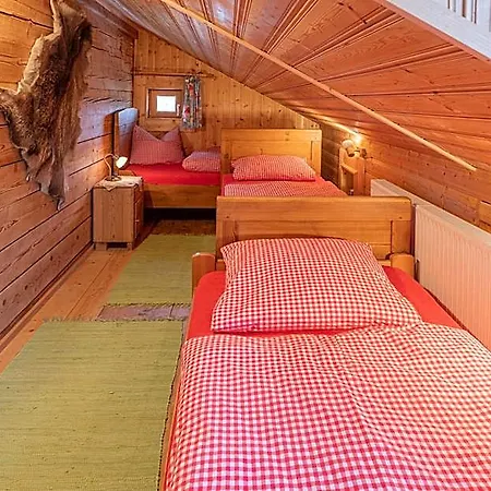 Hotell Zoihaeusl 3*